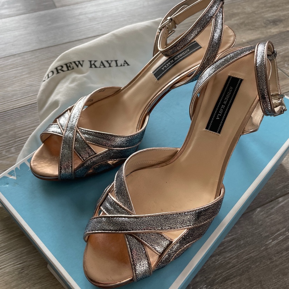 Women’s shoes